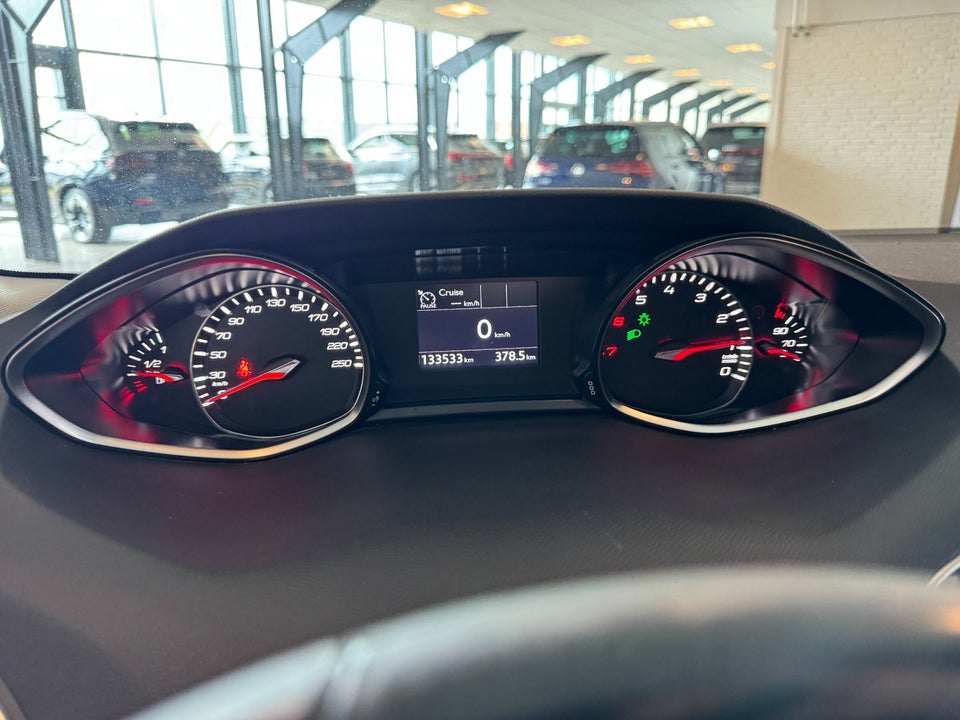 Peugeot 308 1,2 PureTech 130 Infinity SW 5d