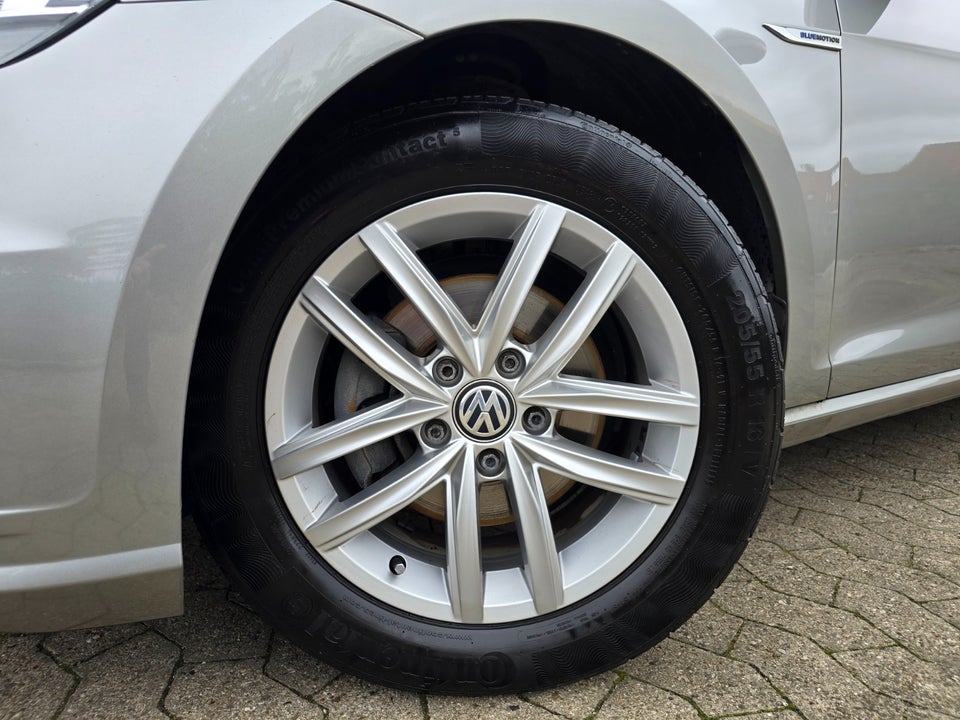 VW Golf VII 1,5 TSi 130 Comfortline DSG 5d