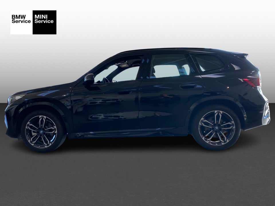 BMW iX1 xDrive30 Fully Charged M-Sport 5d