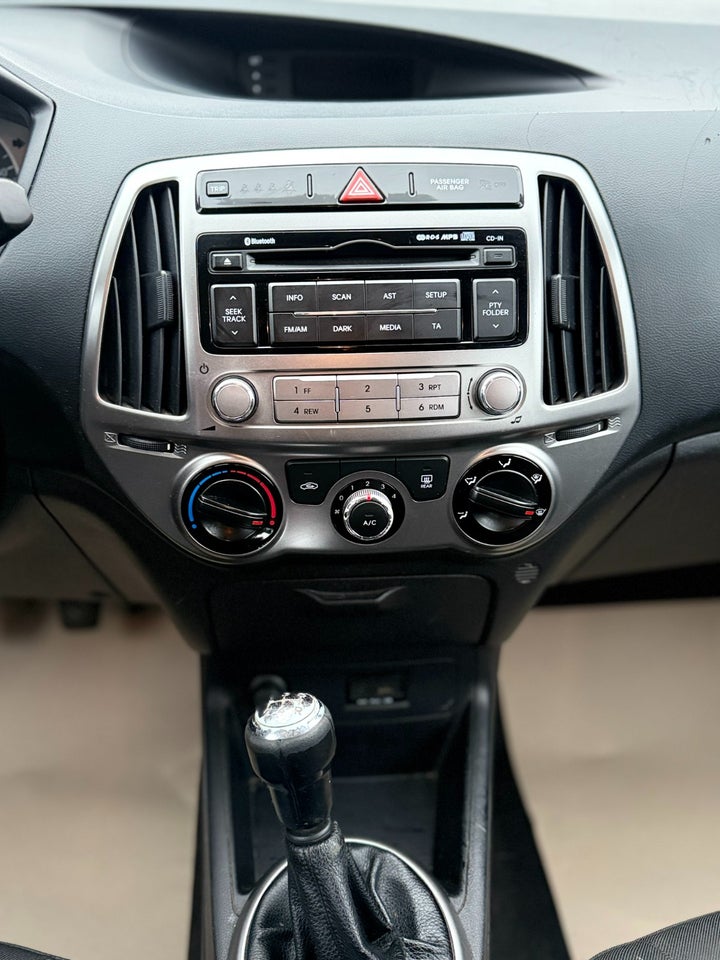 Hyundai i20 1,25 Classic XTR 5d