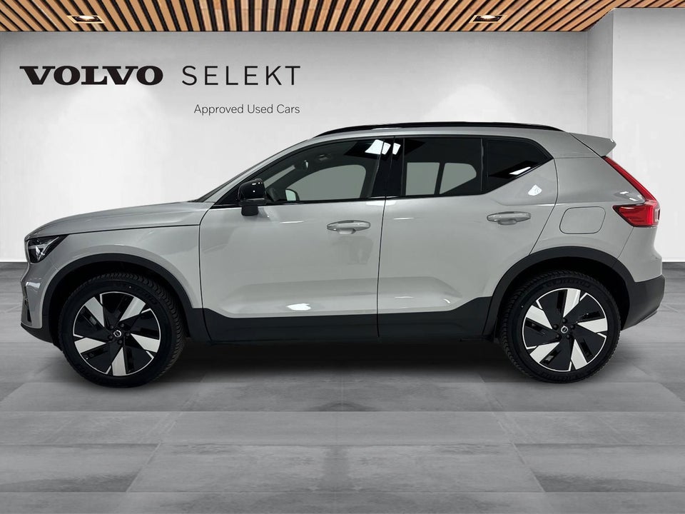 Volvo XC40 ReCharge Twin Plus 5d