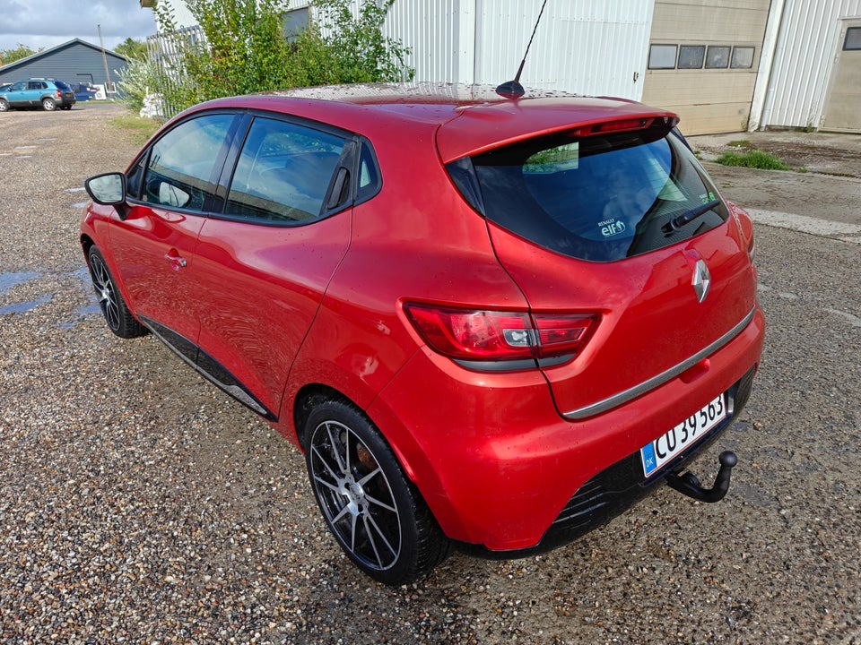 Renault Clio IV 1,5 dCi 75 Expression 5d