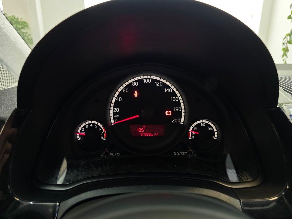 VW Up! 1,0 75 Move Up! 5d