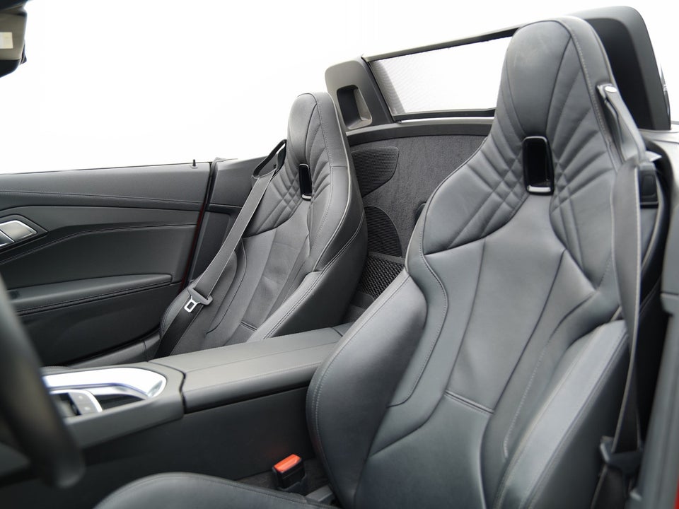 BMW Z4 2,0 sDrive20i Roadster Connected aut. 2d