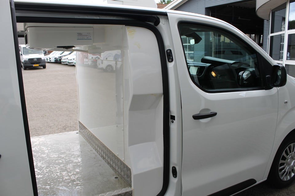Toyota ProAce 2,0 D 177 Long Comfort Master aut. 6d