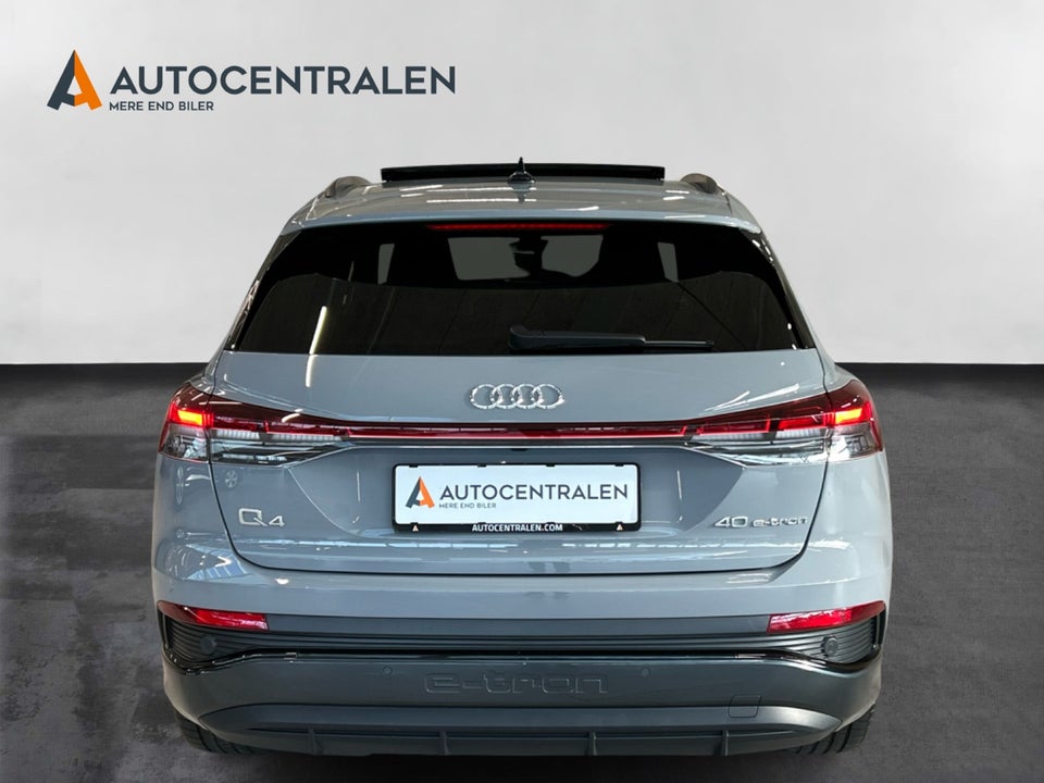 Audi Q4 e-tron 40 S-line 5d
