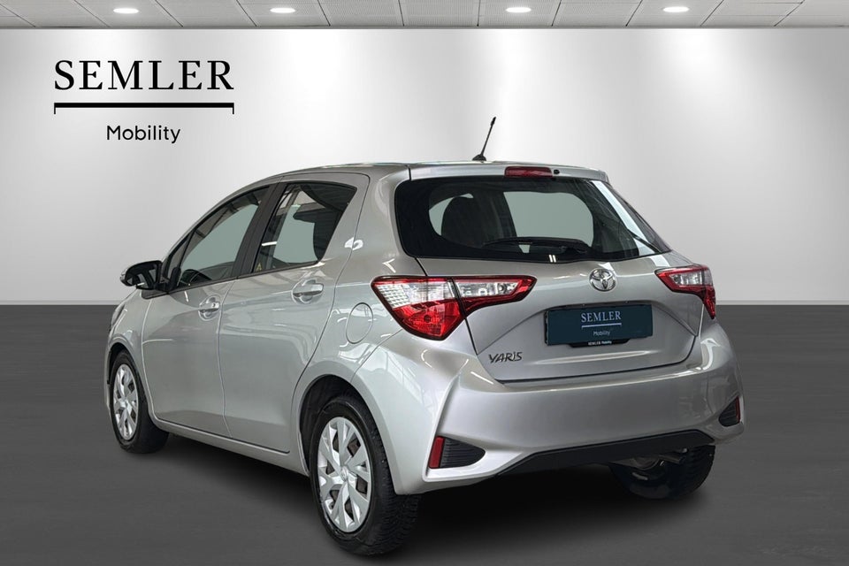 Toyota Yaris 1,0 VVT-i T2 5d