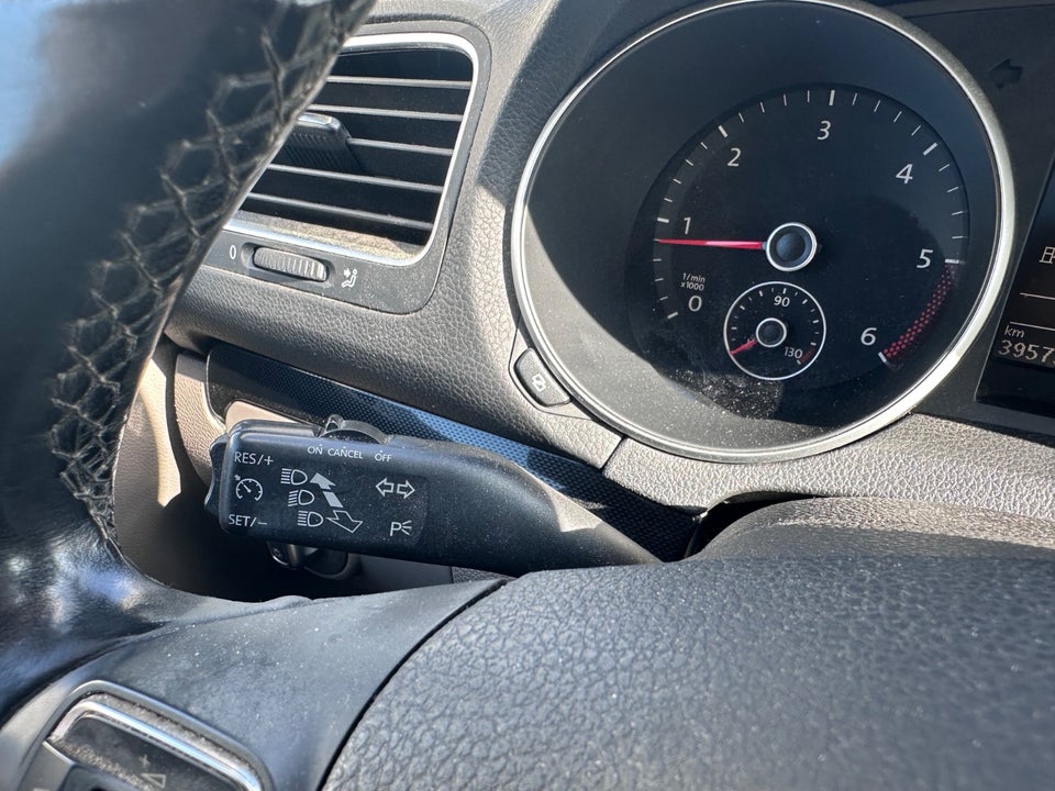 VW Golf VI 2,0 TDi 140 Highline Variant DSG 5d