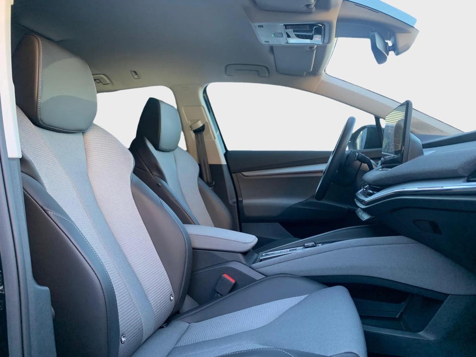 Skoda Enyaq 60 iV Loft 5d
