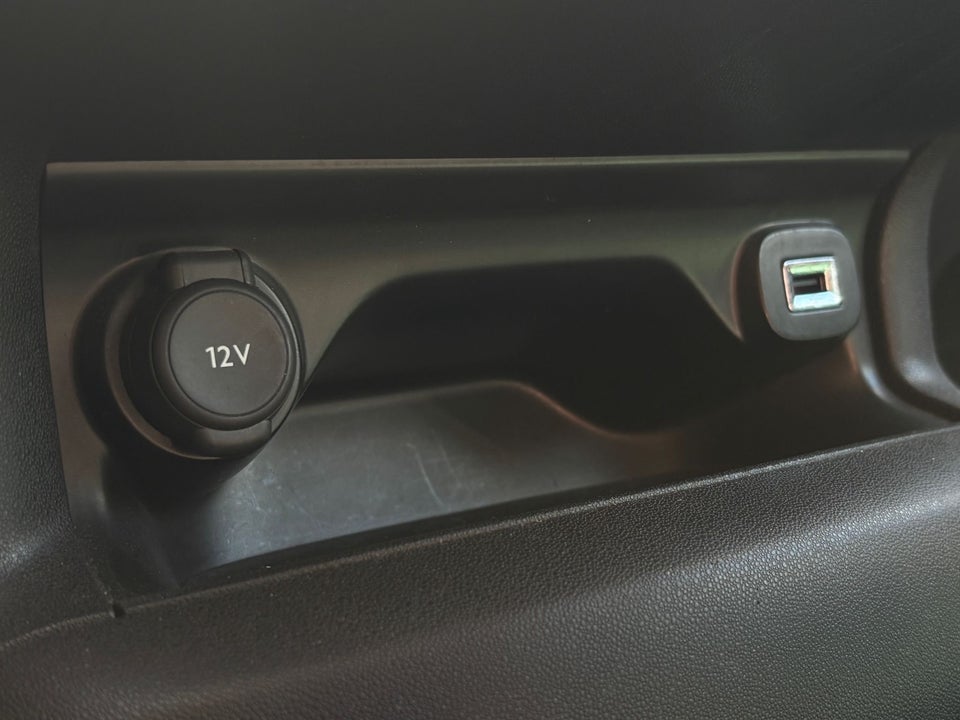 Citroën C4 Cactus 1,2 PureTech 110 Feel 5d
