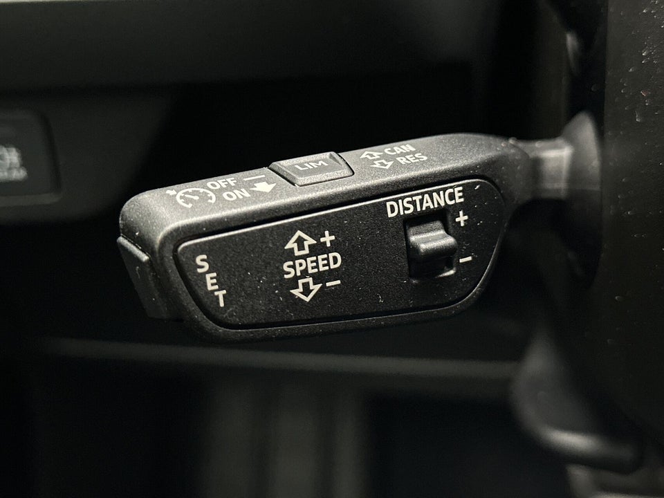 Audi Q4 e-tron 50 S-line quattro 5d