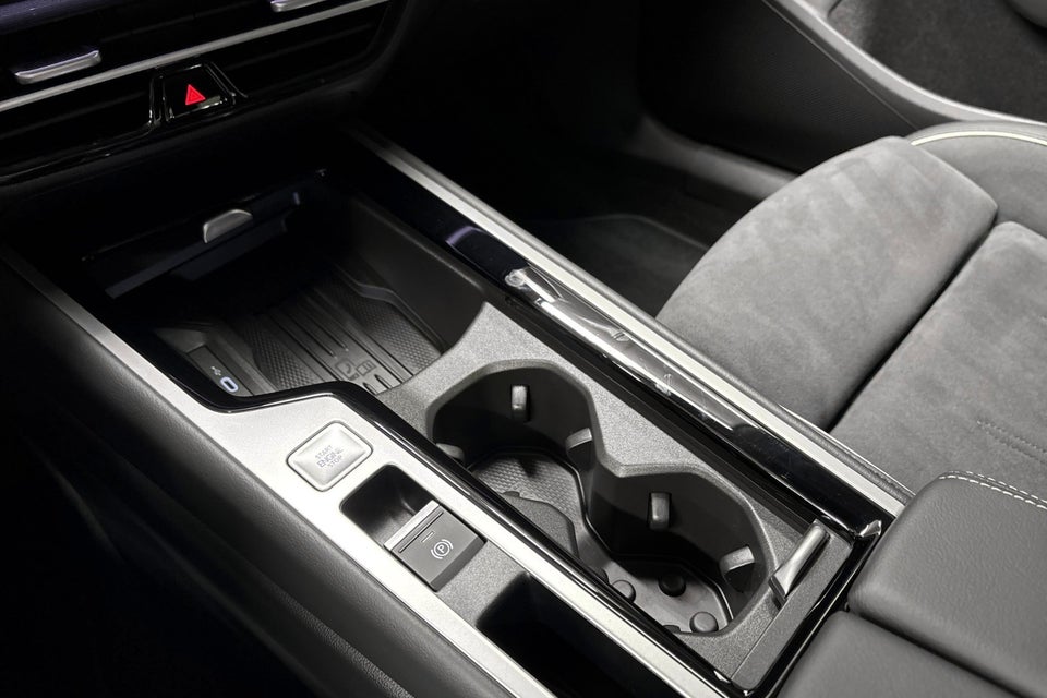 VW Passat 1,5 eHybrid Elegance Variant DSG 5d