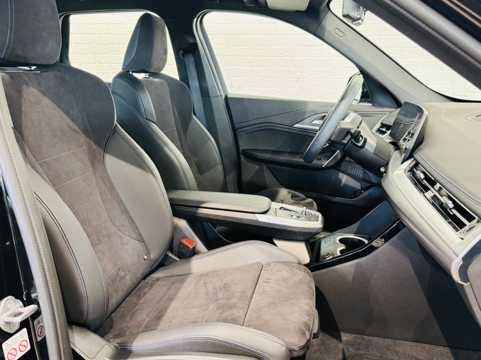 BMW iX1 eDrive20 M-Sport 5d