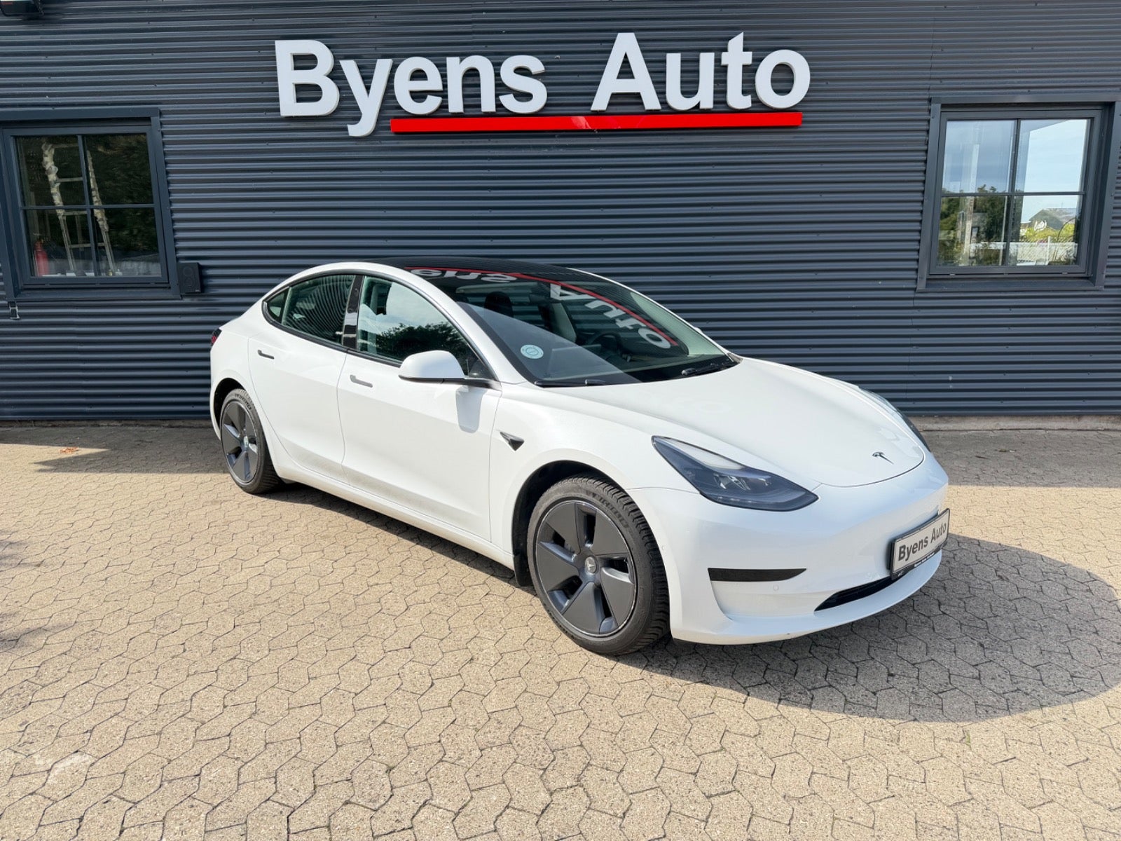 Tesla Model 3 RWD 4d 2022