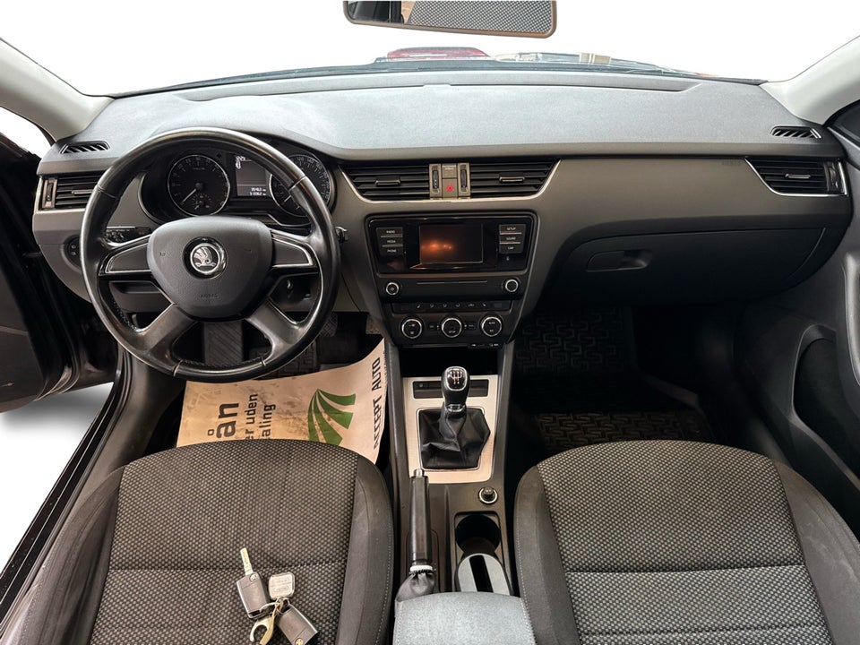 Skoda Octavia 1,6 TDi 90 Ambition Combi 5d