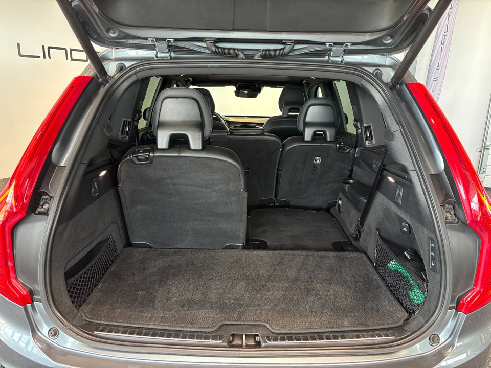 Volvo XC90 2,0 T8 390 R-Design aut. AWD 7prs 5d