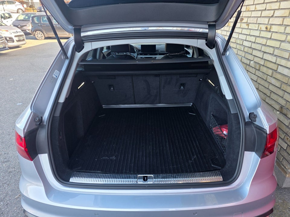 Audi A4 40 TFSi Advanced Prestige Tour plus Avant S-tr. 5d