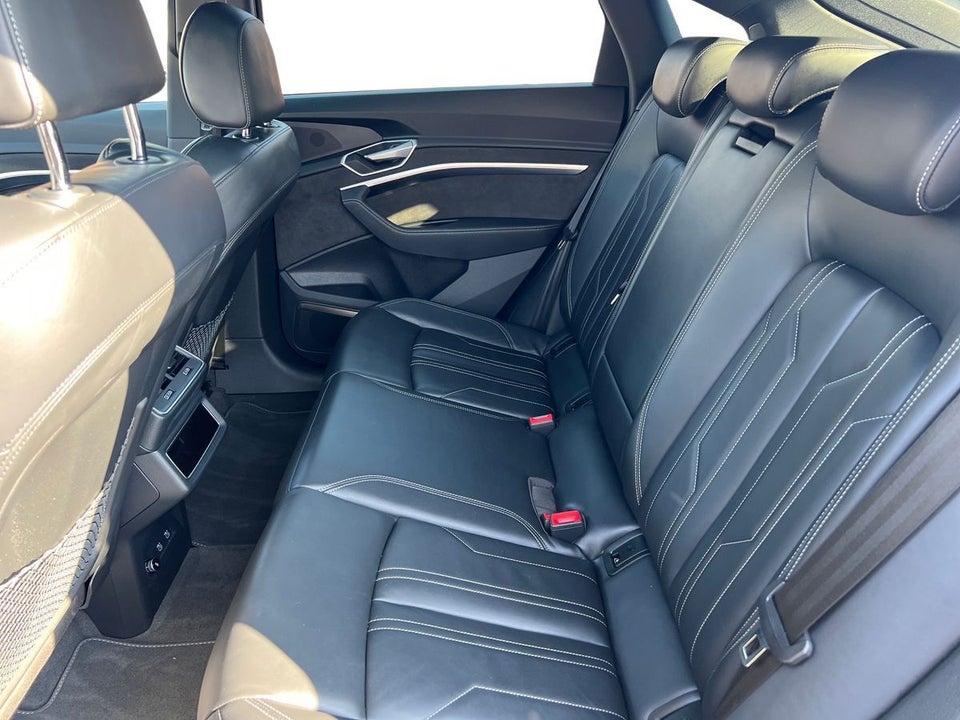Audi e-tron S Sportback quattro 5d
