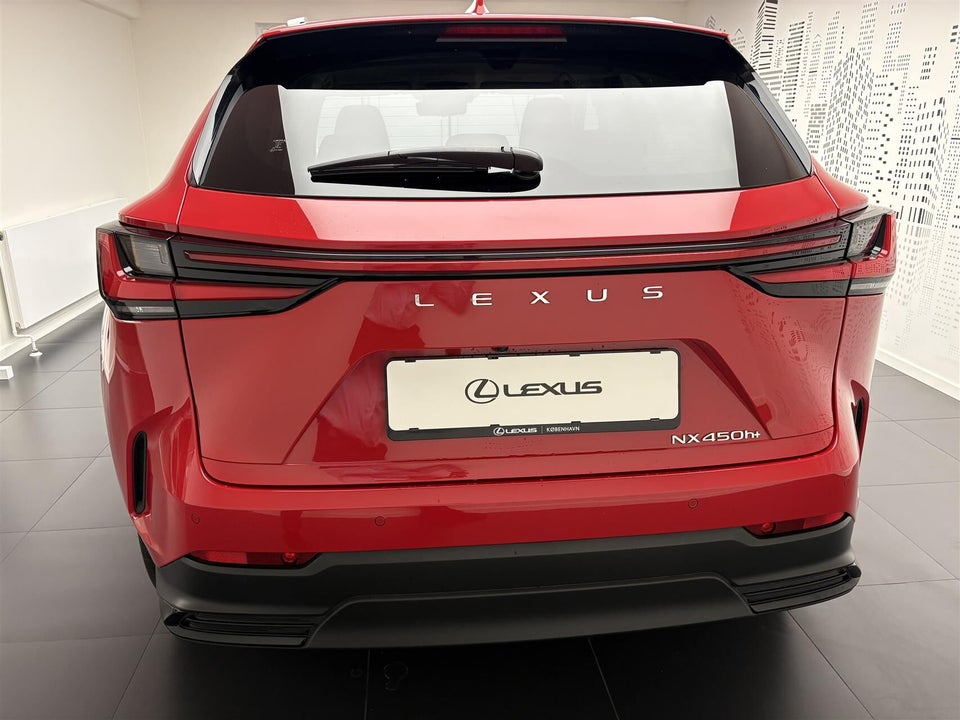 Lexus NX450h+ 2,5 Luxury aut. AWD 5d