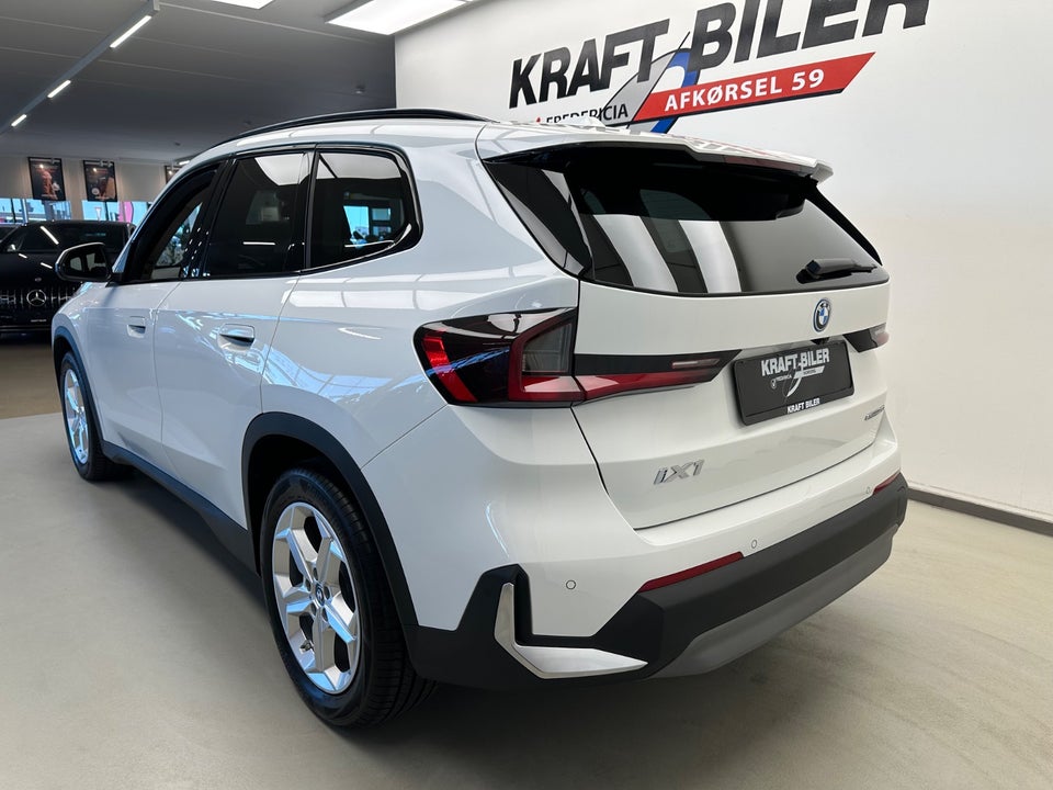 BMW iX1 eDrive20 5d