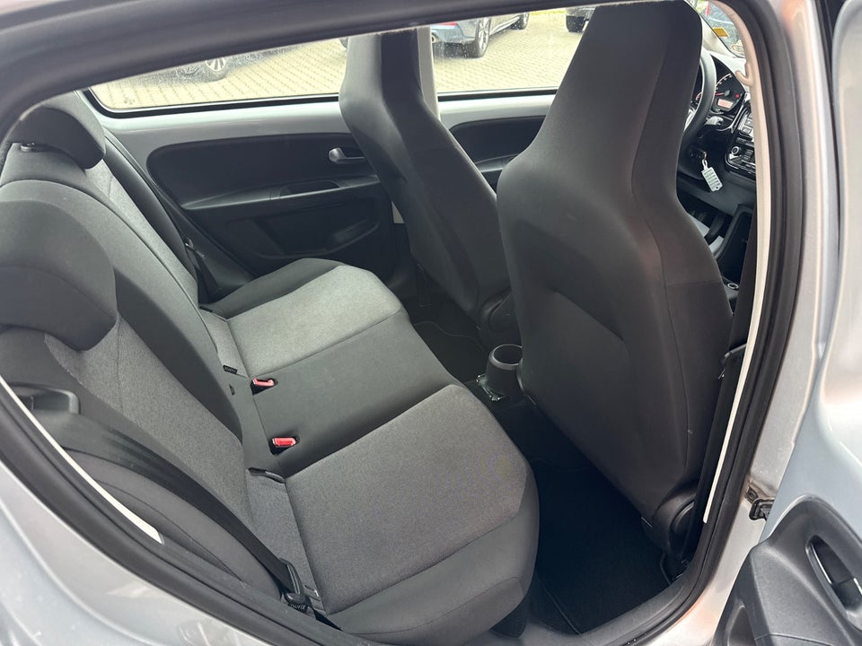 VW Up! 1,0 75 Move Up! BMT 5d