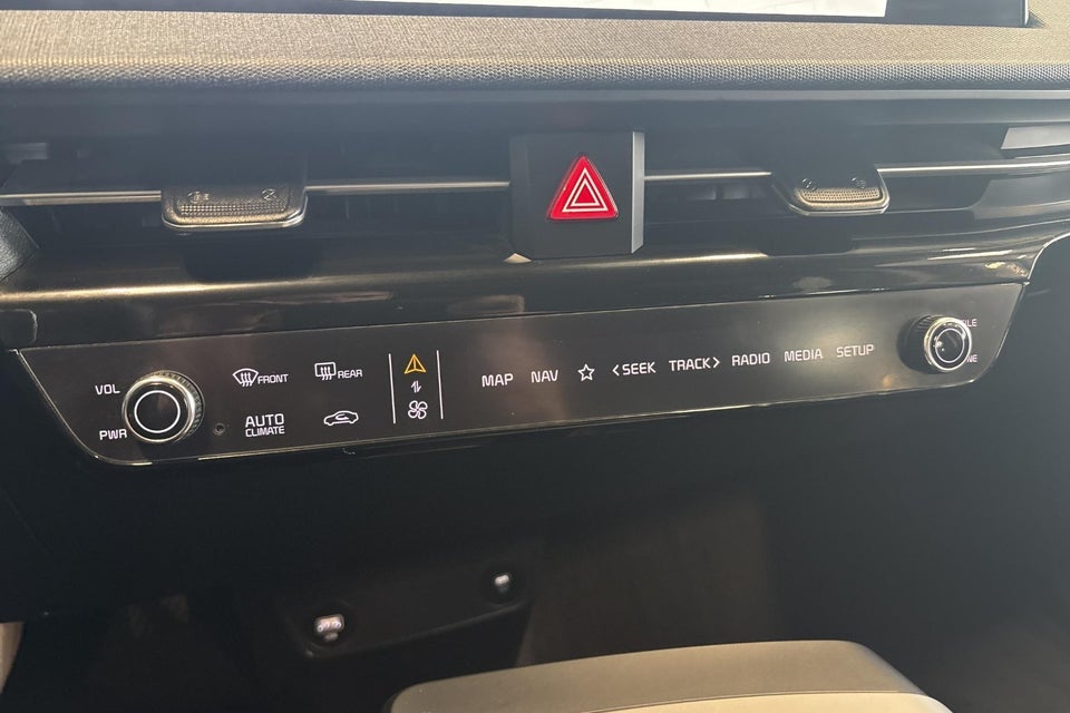 Kia EV6 77 Long Range Active 5d