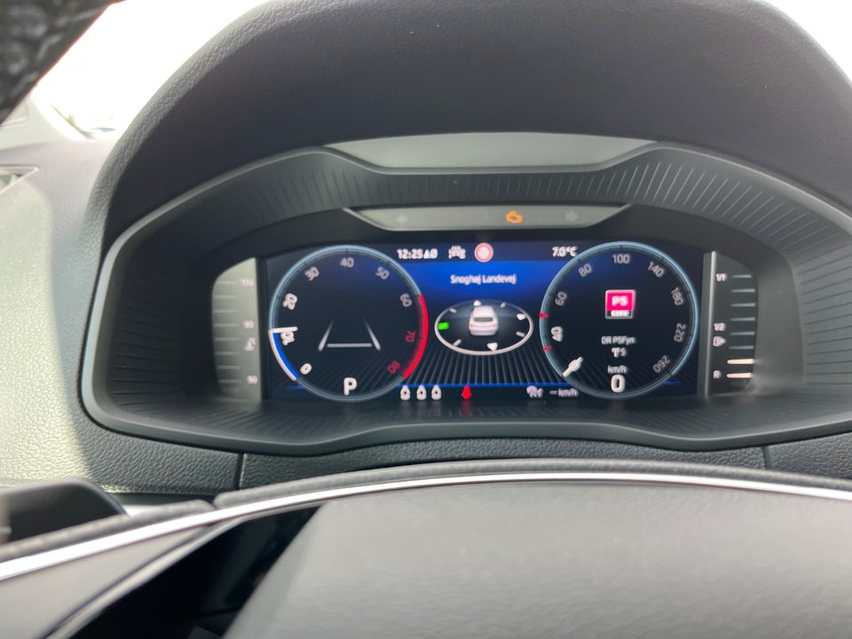 Skoda Karoq 1,5 TSi 150 Tour de France DSG 5d