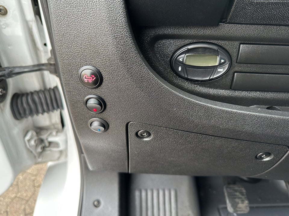 Peugeot Boxer 335 2,2 BlueHDi 165 L2 Plus Alukasse