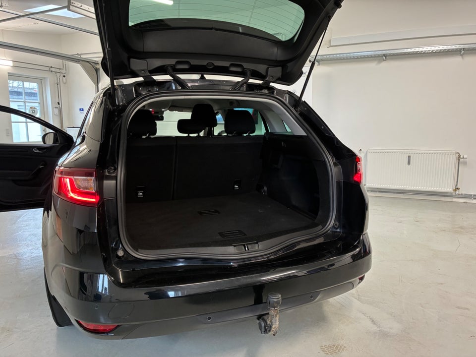 Renault Megane IV 1,2 TCe 130 Zen Sport Tourer 5d