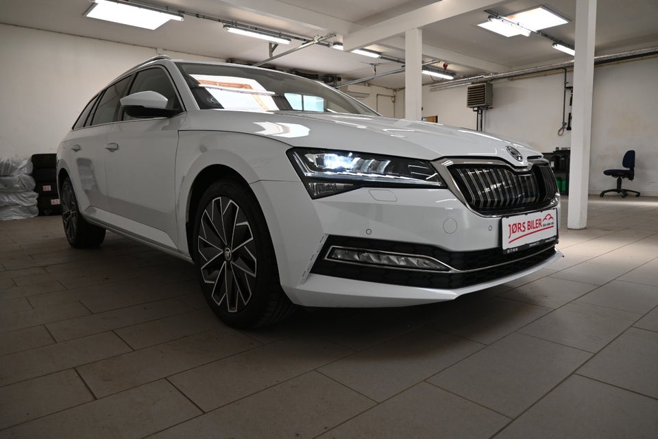 Skoda Superb 1,4 TSi iV Plus Combi DSG 5d