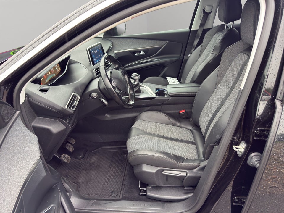 Peugeot 3008 1,5 BlueHDi 130 Allure 5d