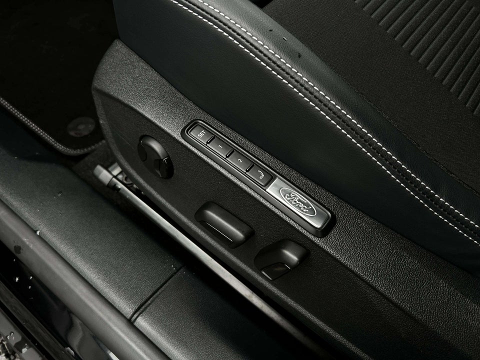 Ford Explorer 82 Select Extended Range 5d