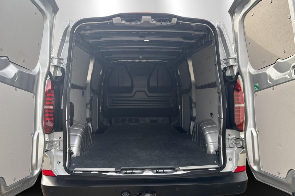 VW Transporter 2,0 TDi 150 Comfort Kassevogn aut. LWB
