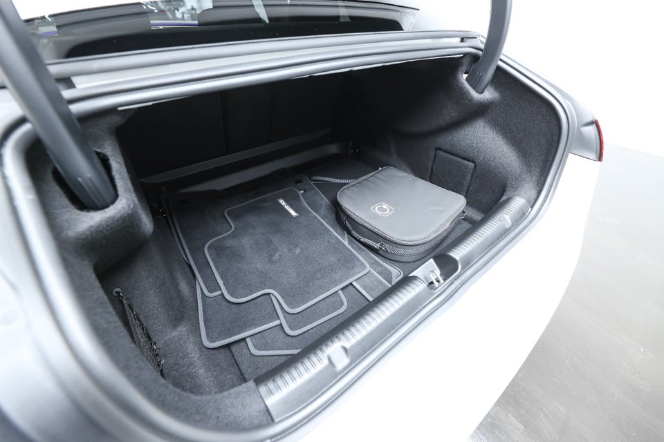 Mercedes EQE350+ AMG Line 4d