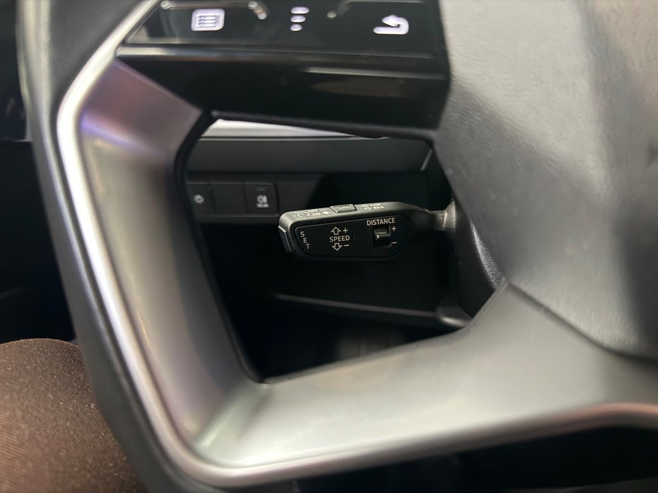 Audi Q4 e-tron 40  5d
