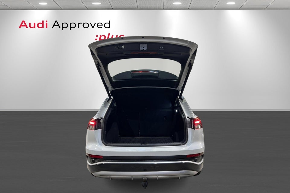 Audi Q4 e-tron 45 S-line 5d