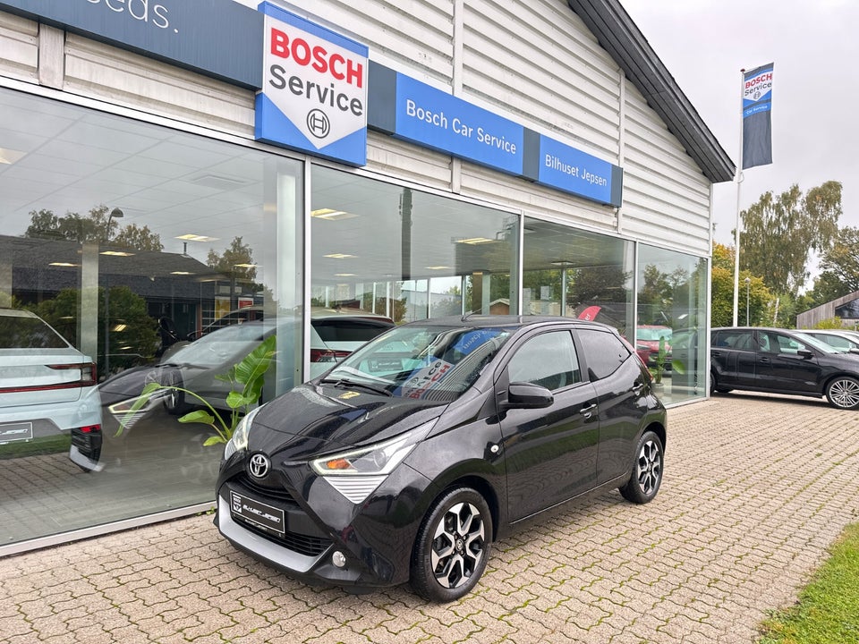 Toyota Aygo 1,0 VVT-i x-press 5d