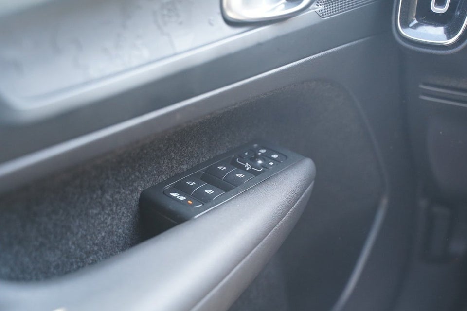 Volvo XC40 P6 ReCharge Plus 5d