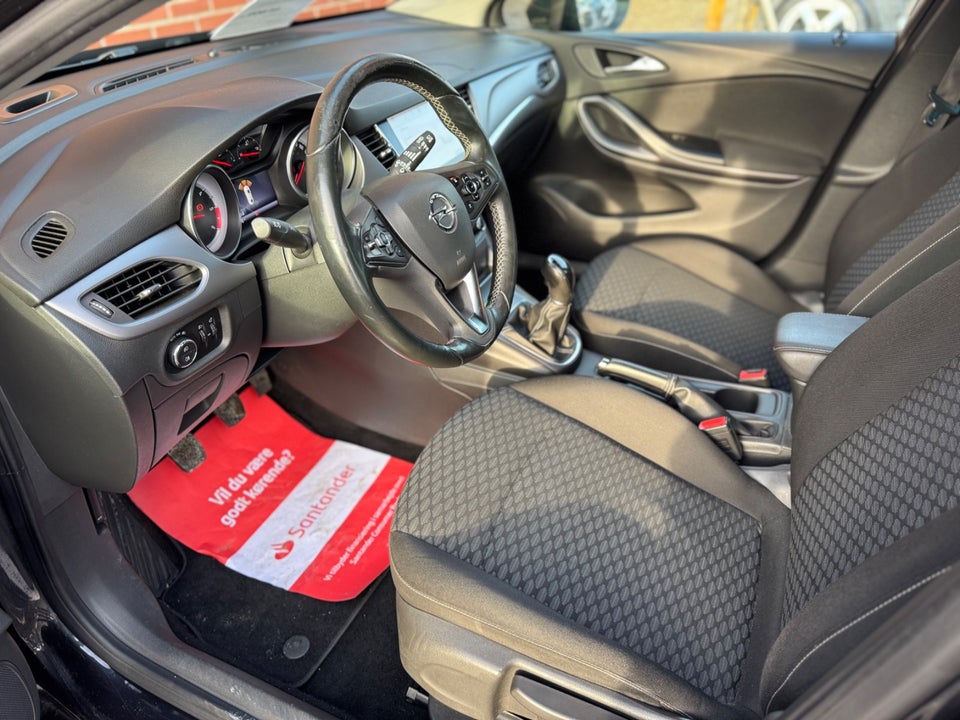 Opel Astra 1,6 CDTi 110 Dynamic Sports Tourer 5d