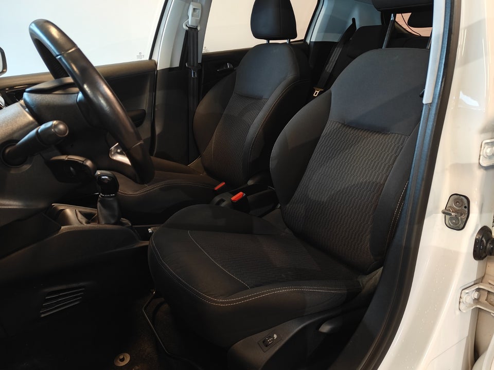 Peugeot 208 1,6 BlueHDi 100 Envy Sky 5d