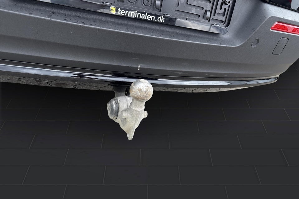 Volvo EX40 Extended Range Plus 5d