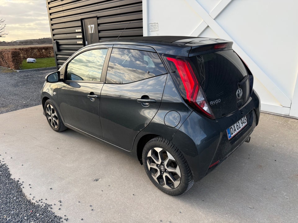 Toyota Aygo 1,0 VVT-i x-sky 5d