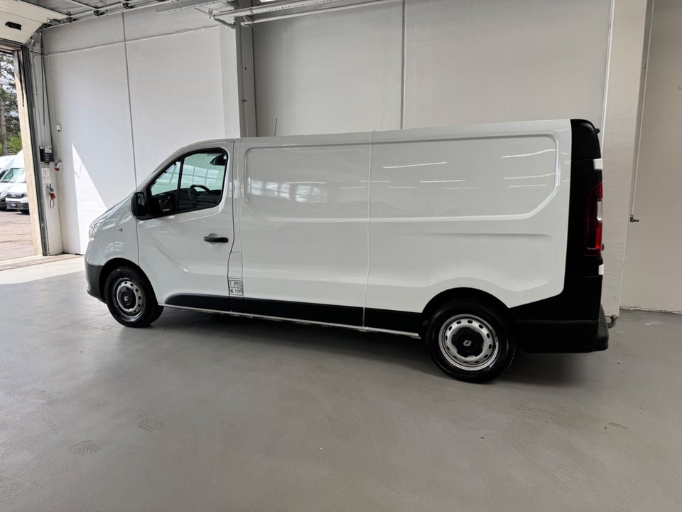 Renault Trafic T29 2,0 dCi 120 L2H1