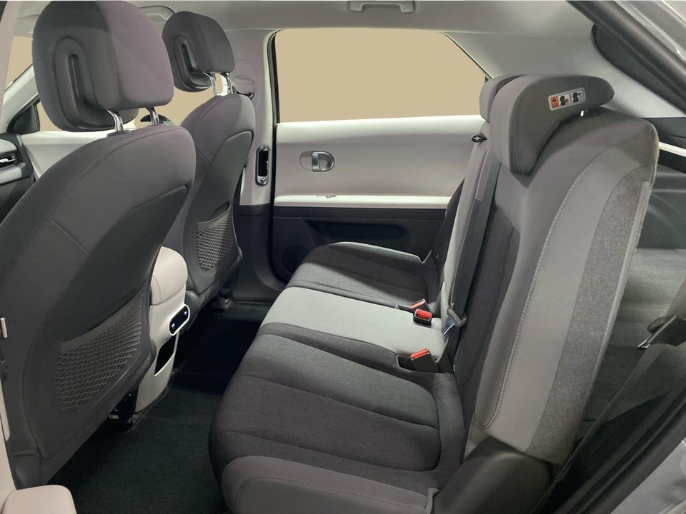 Hyundai Ioniq 5 77 Essential 5d