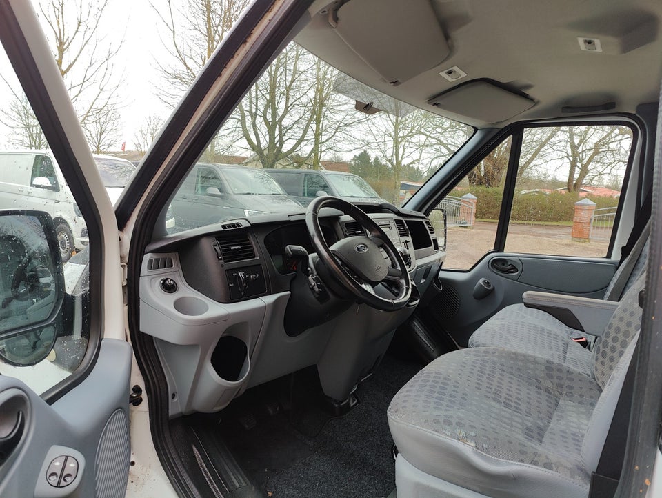 Ford Transit 300M Van 2,2 TDCi 125 Trend FWD 6d