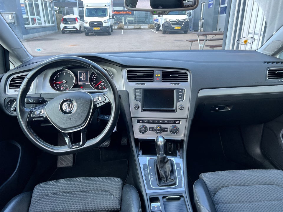 VW Golf VII 1,6 TDi 110 Comfortline Variant DSG BM 5d