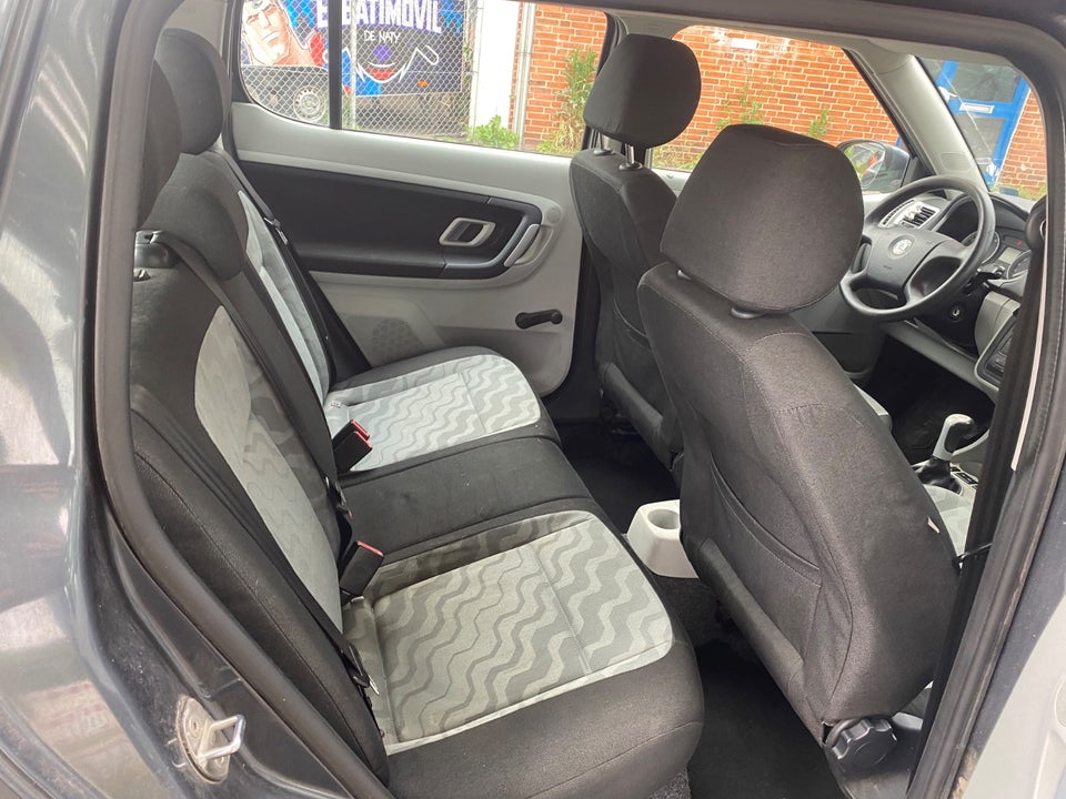 Skoda Fabia 1,4 16V Ambiente 5d