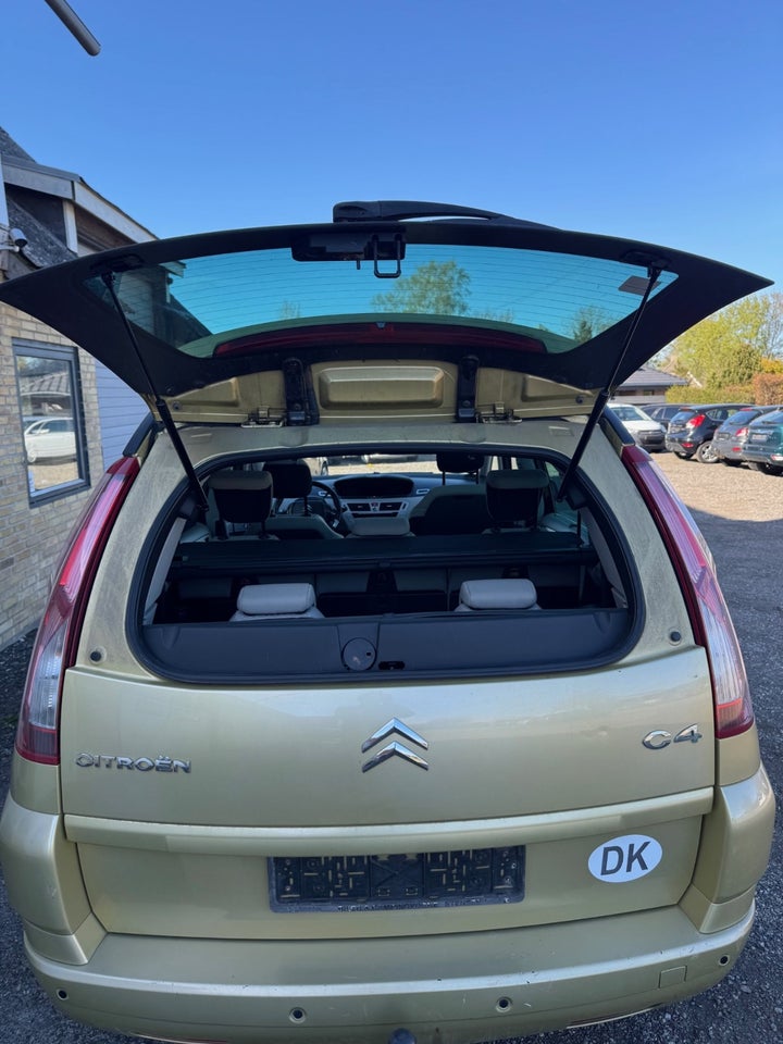 Citroën Grand C4 Picasso 2,0 HDi 138 Exclusive E6G 7prs 5d