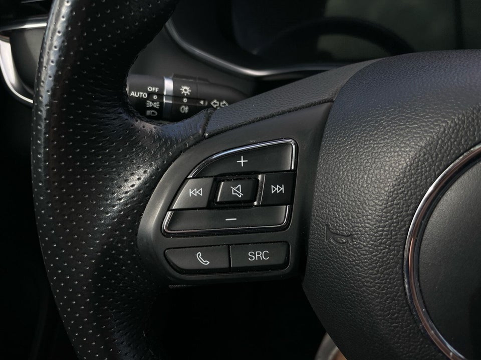 MG Marvel R Performance 5d