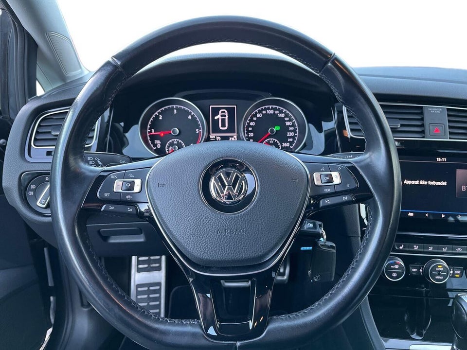 VW Golf VII 1,6 TDi 115 IQ.Drive Variant DSG 5d